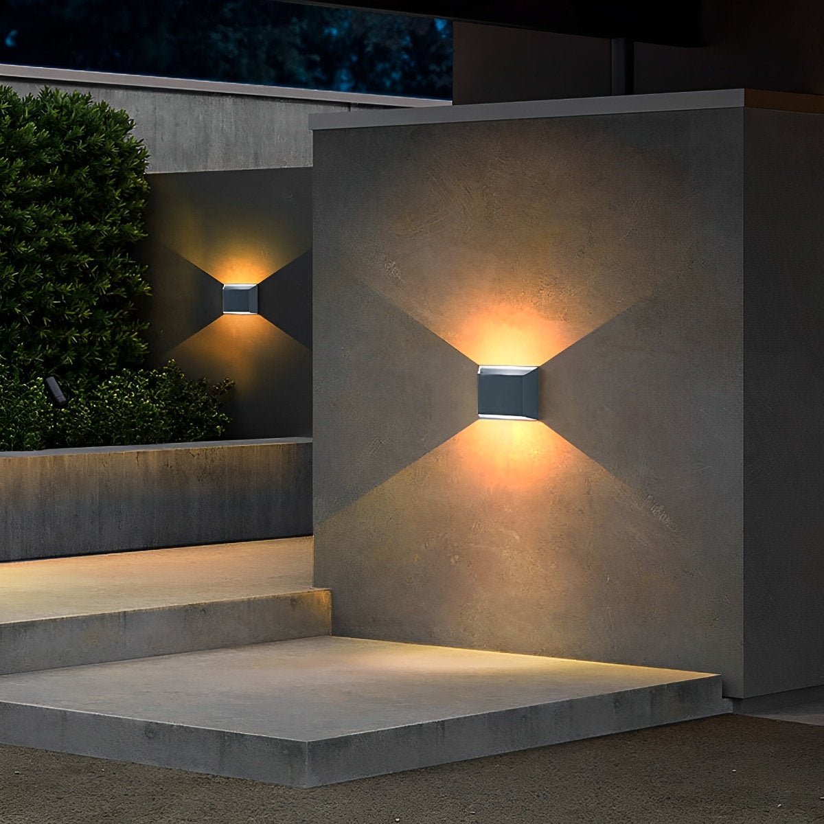 Waterproof Modern Up and Down Lights LED Outdoor Wall Lights Wall