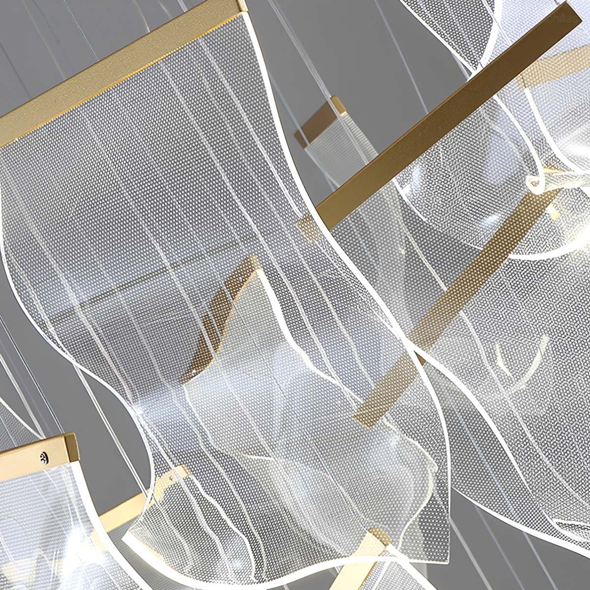 Modern Luxury Sculptural Ribbon LED Chandelier