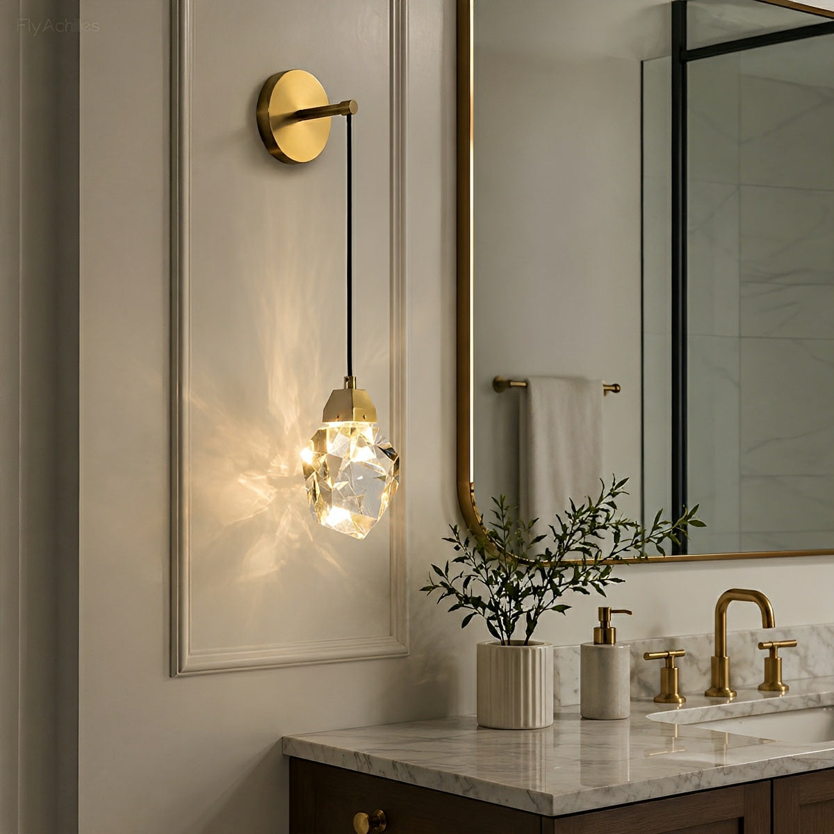 Modern Luxury Faceted Crystal Wall Sconce