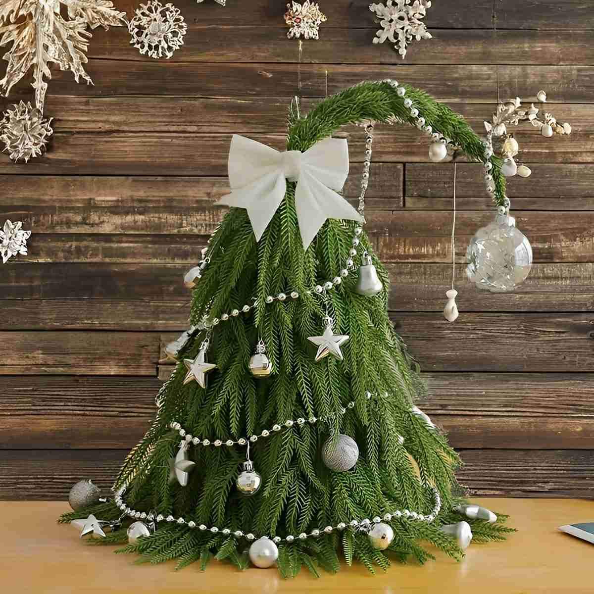 Artificial Small Christmas Tree Desk Table Tree Xmas Decorations Gift 7.87 ''Diax23.62 ''H / Chain Christmas Tree / Single