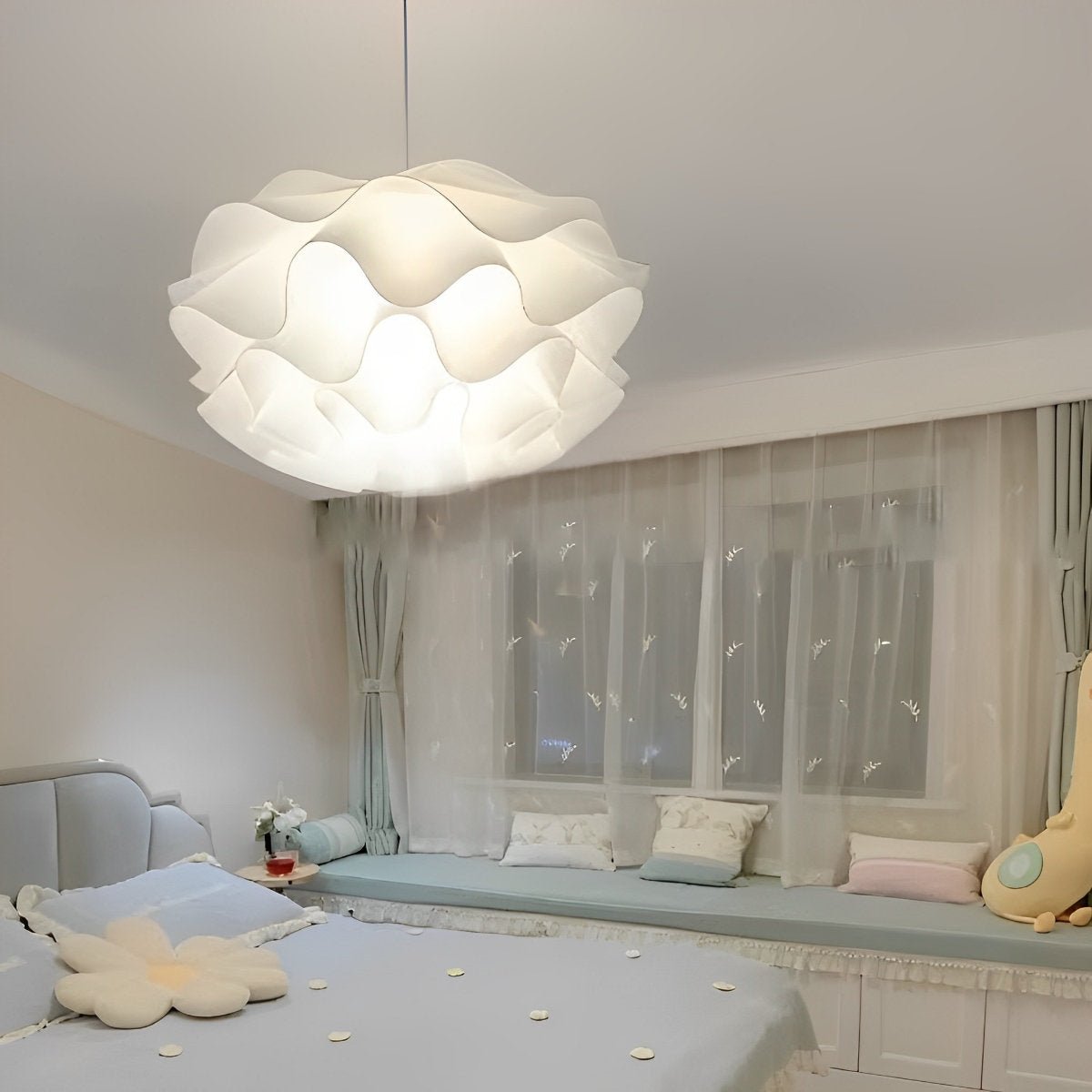 Flower Shaped Three - step Dimming LED White Chandelier Pendant Light - Flyachilles