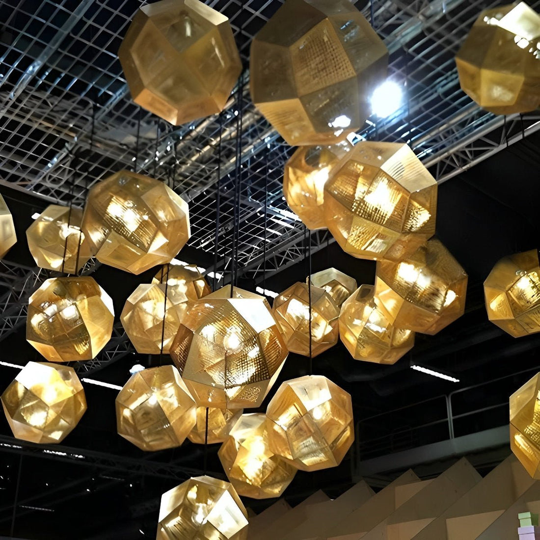 Geometric Round Electroplated Metal Postmodern Pendant Light Chandelier Ceiling Light - Flyachilles