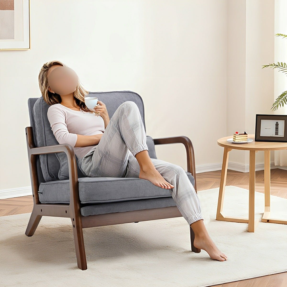Mid Century Modern Accent Chair with Arms – Solid Wood - Flyachilles