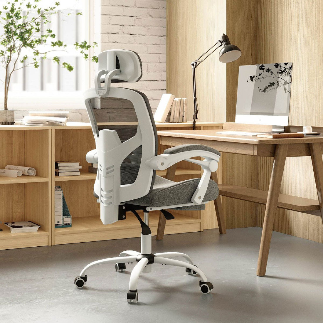 Modern Ergonomic Swivel Office Chair with Footrest & Lumbar Support - Flyachilles