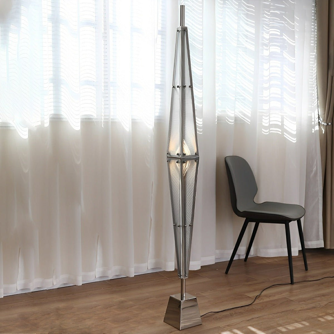 Modern Minimalist Diamond - Shaped Dimmable LED Floor Lamp - Flyachilles