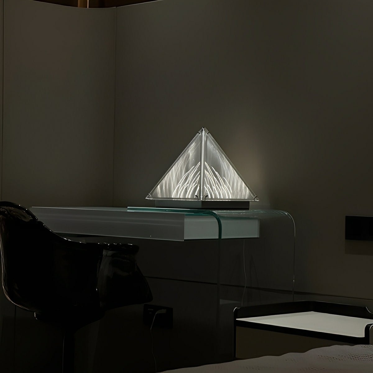 Modern Minimalist Pyramid Dimmable LED Table Lamp - Flyachilles