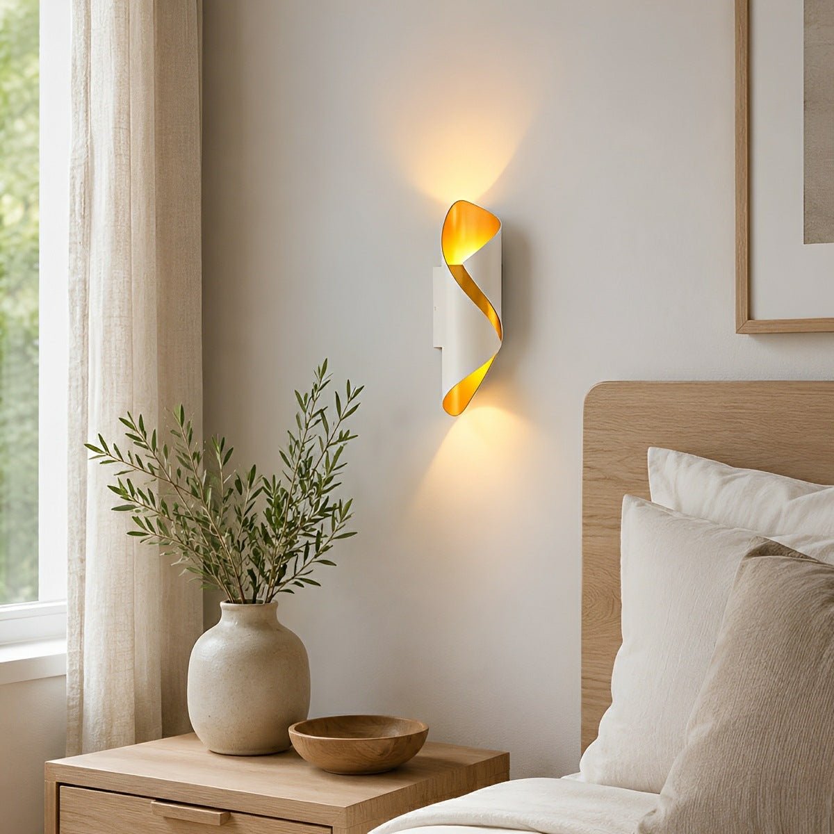 Modern Waterproof Outdoor LED Up and Down Light Wall Sconce - Flyachilles
