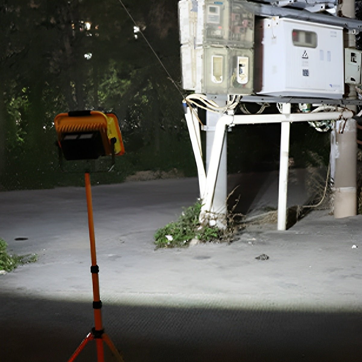 Outdoor Portable Waterproof LED Floodlight Work Lights - Flyachilles