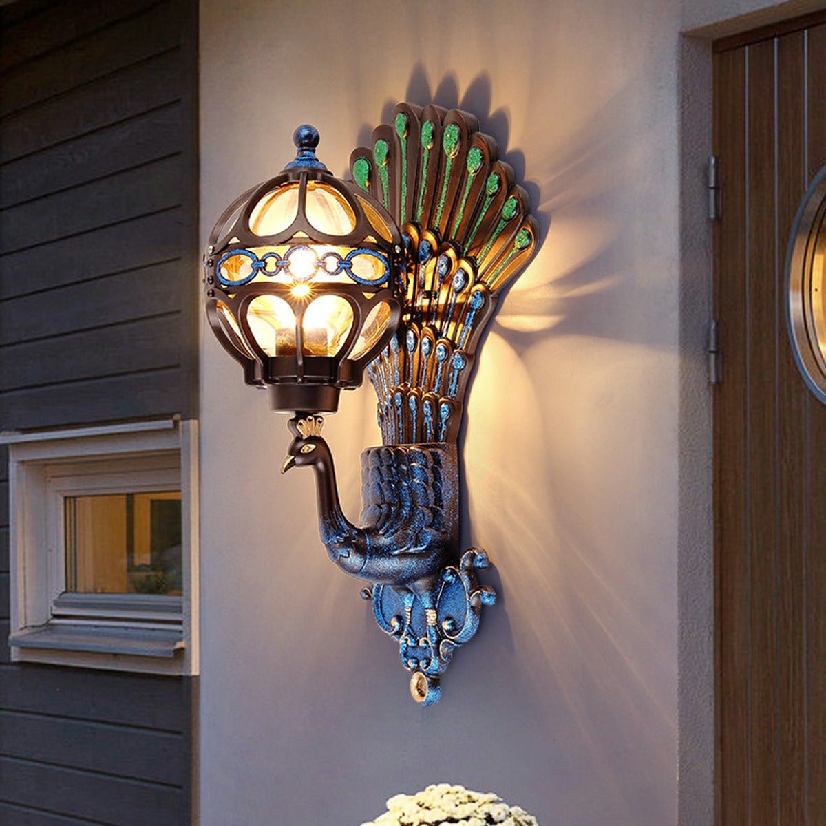 Solar Waterproof Vintage Peacock Outdoor LED Porch Wall Scone