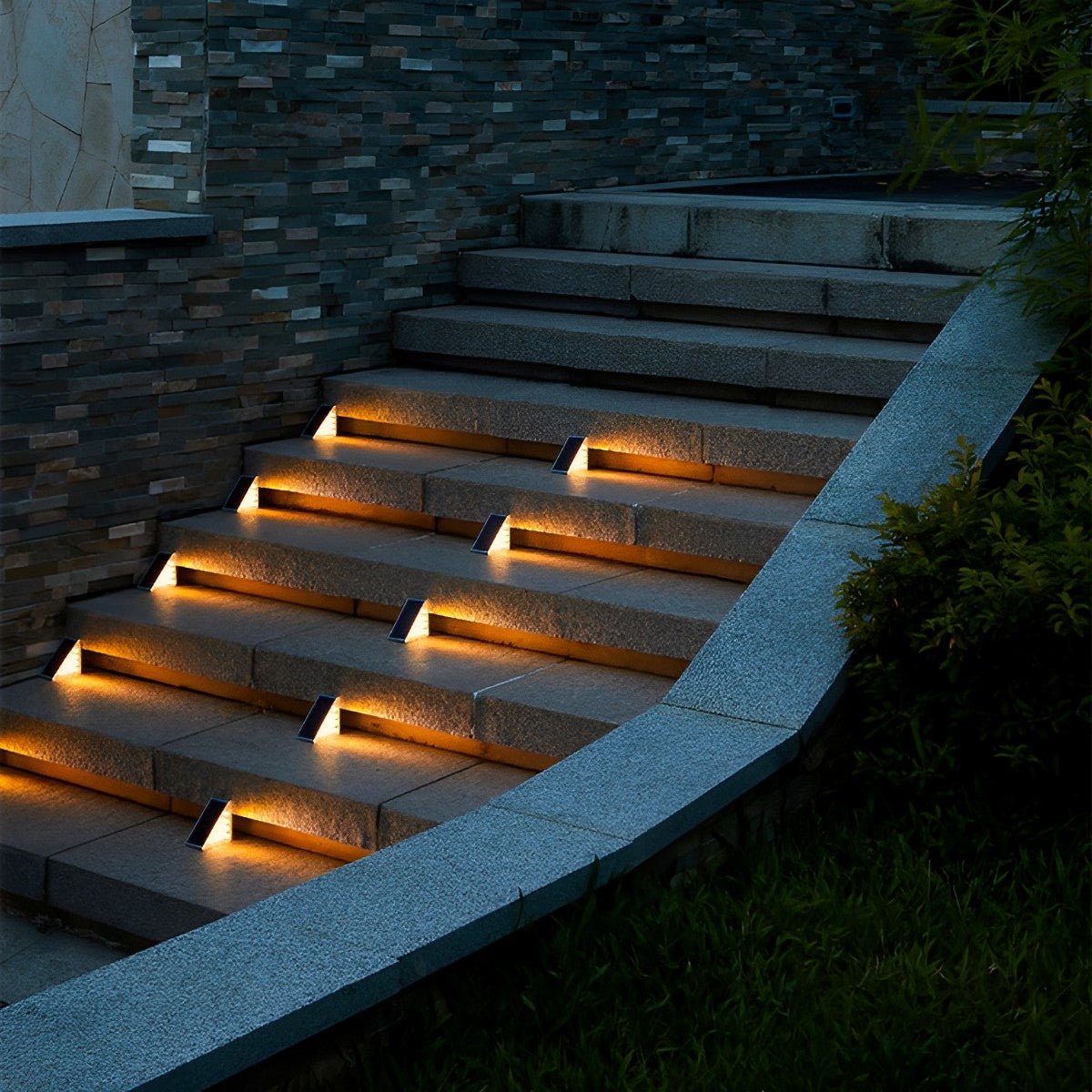 Triangular Intelligent Waterproof LED Solar Outdoor Step Lights Star Stairs - Flyachilles