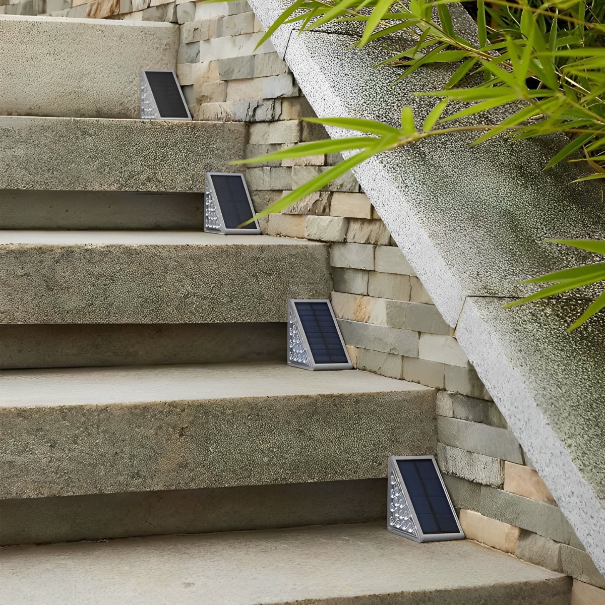 Triangular Intelligent Waterproof LED Solar Outdoor Step Lights Star Stairs - Flyachilles