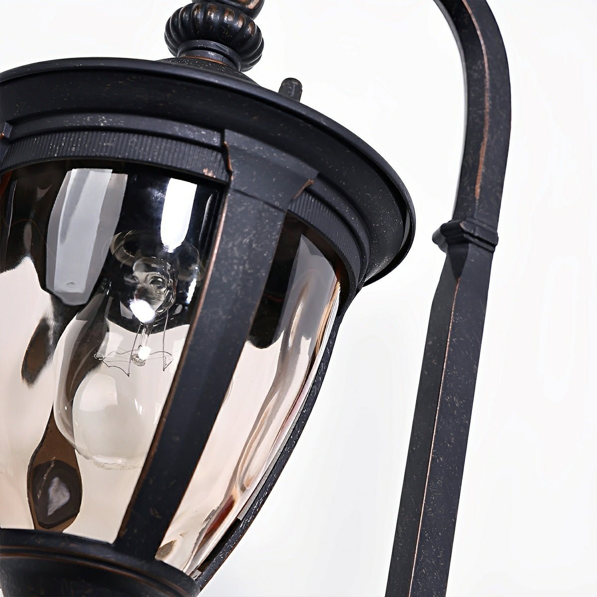 Vintage European Outdoor Path Light LED Lantern - Flyachilles