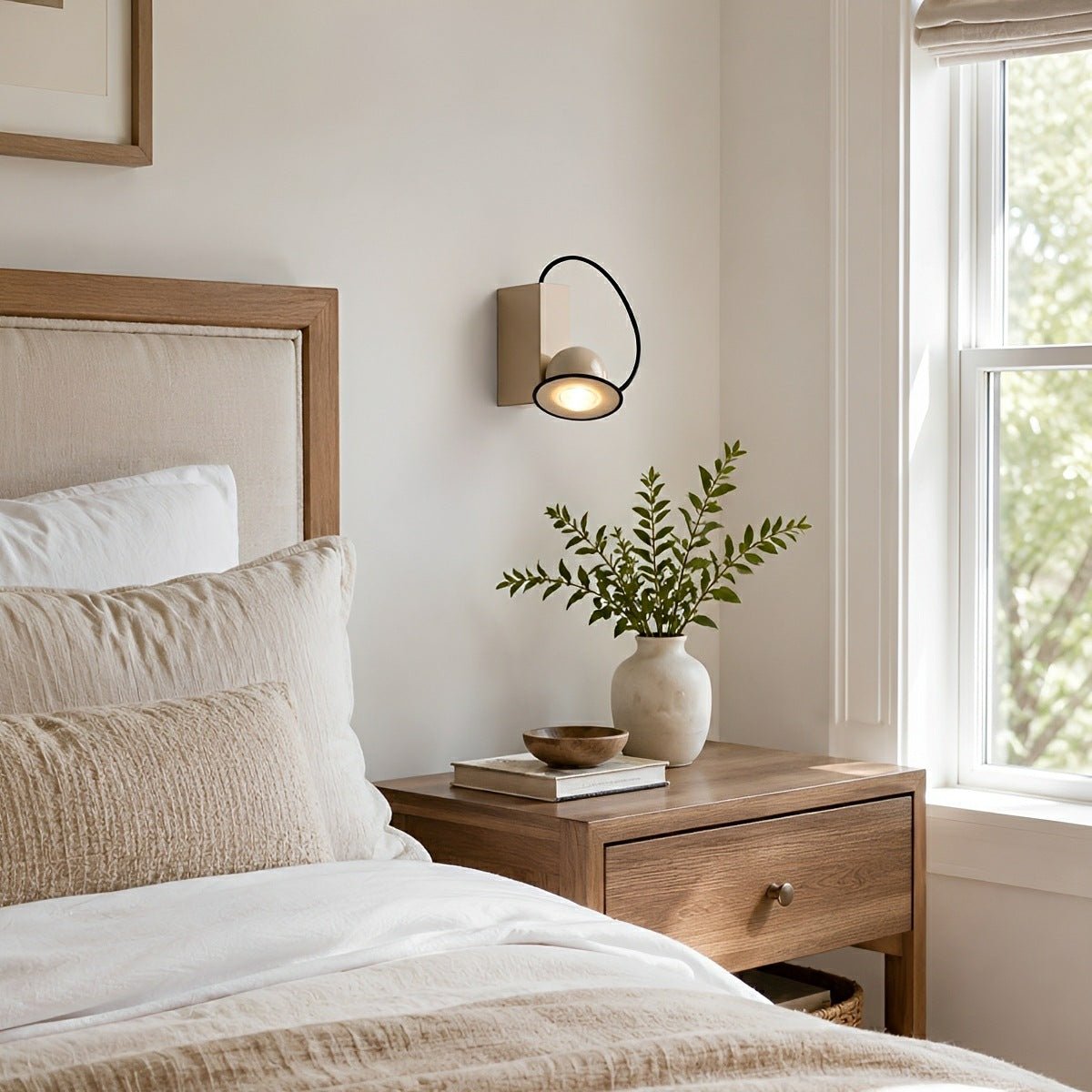 Vintage Minimalist Magnetic LED Wall Sconce - Flyachilles