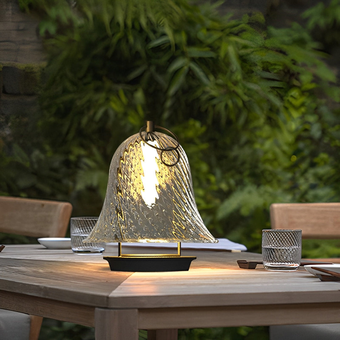 Waterproof Solar Bell Shape Outdoor Hanging Lights for Porch Garden - Flyachilles
