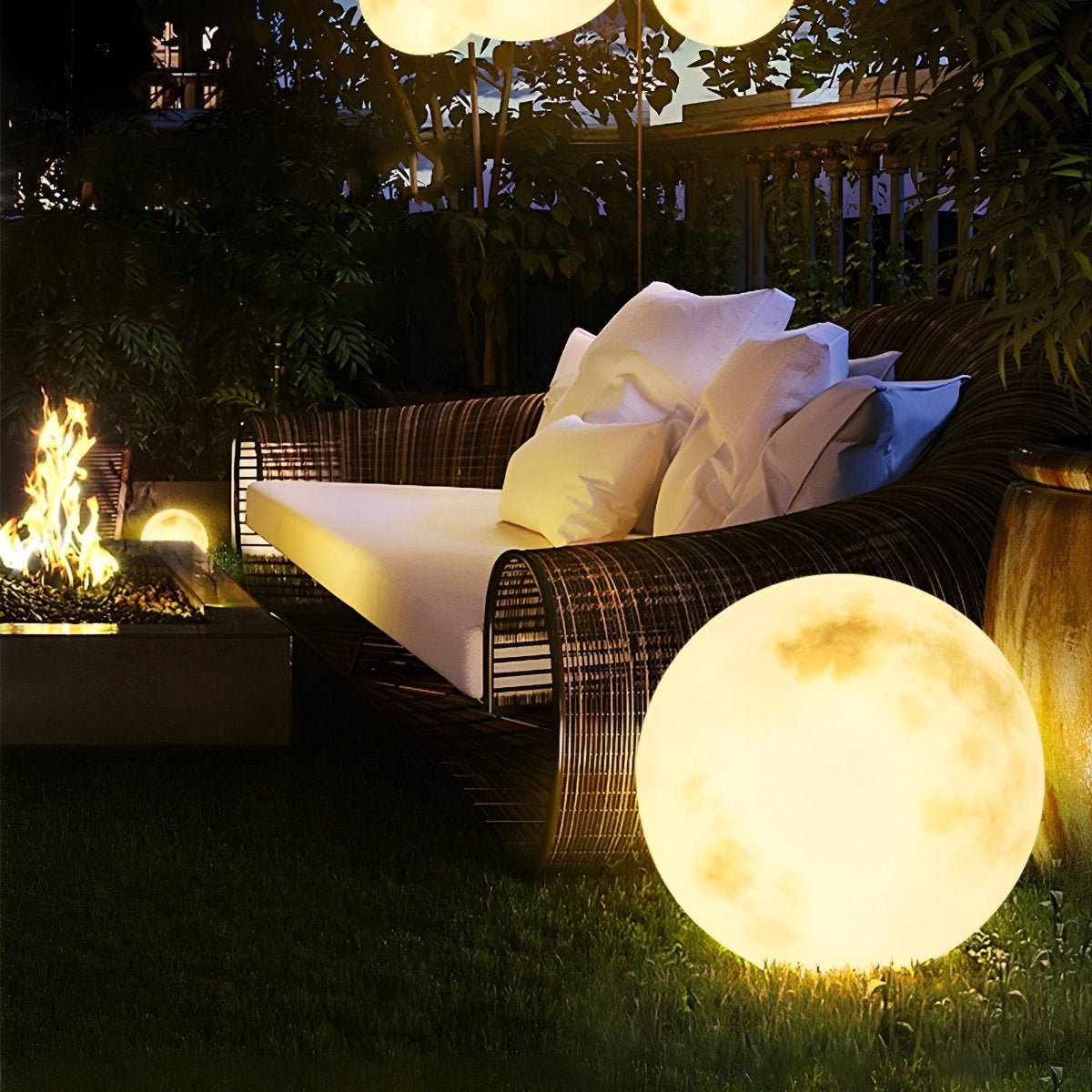 Waterproof Solar Moon Ball Lights Garden Landscape Lights - Flyachilles