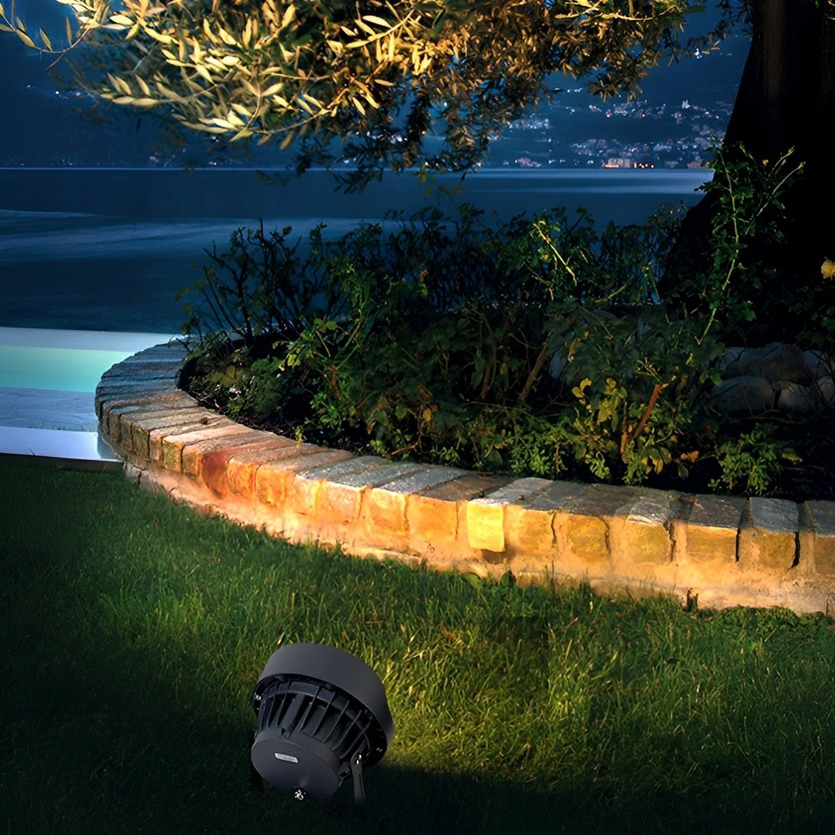 Waterproof Unique Outdoor Spotlight Lighting Tree Light Wall Light - Flyachilles